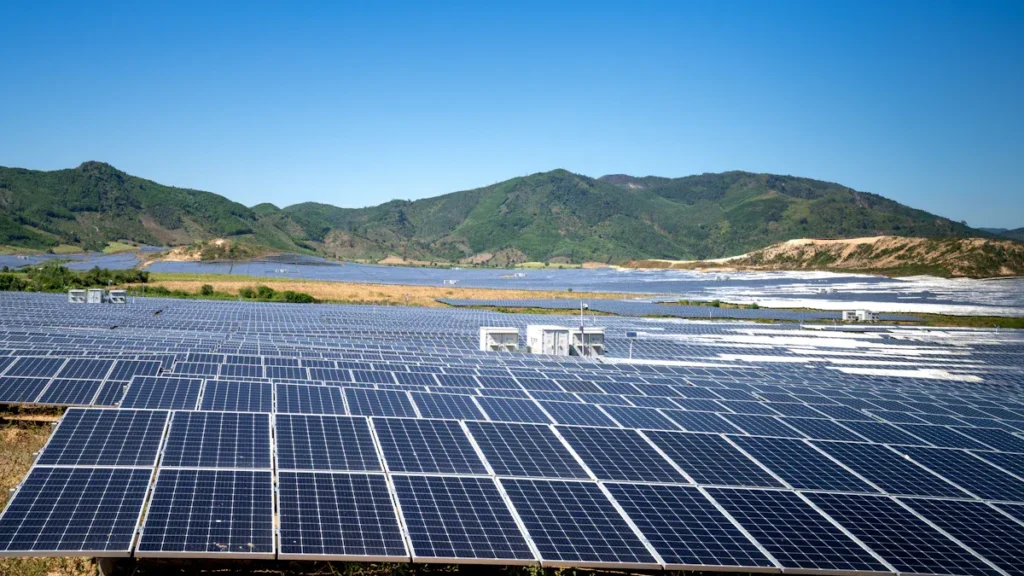 Why Chinese Photovoltaic Panel Lead Globally