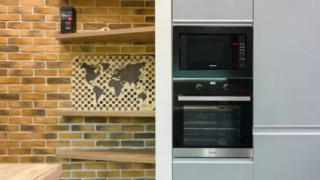 How Microwave Cooking Works vs. Conventional Ovens